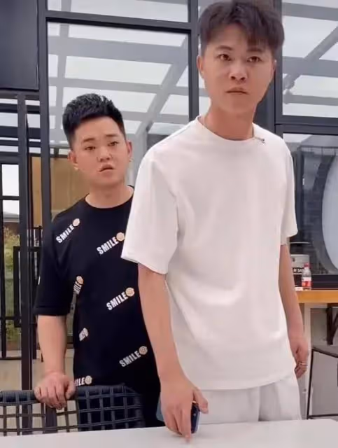 許華升:公司被曝瀕臨倒閉,廣西第一網紅的位置不保,內心很焦慮