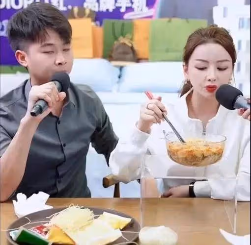 許華升:公司被曝瀕臨倒閉,廣西第一網紅的位置不保,內心很焦慮