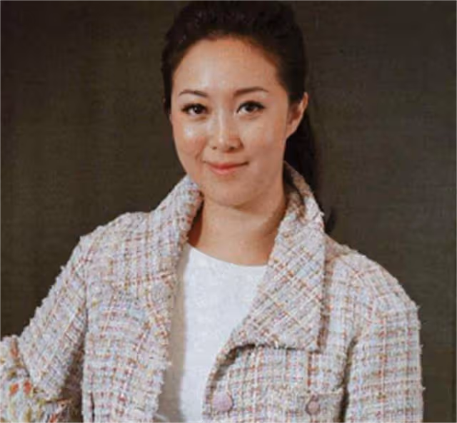 贏了弟弟接手百億家產,卻為嫁小十幾歲男友,40歲還冒險連生兩子