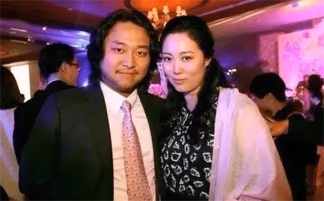 贏了弟弟接手百億家產,卻為嫁小十幾歲男友,40歲還冒險連生兩子