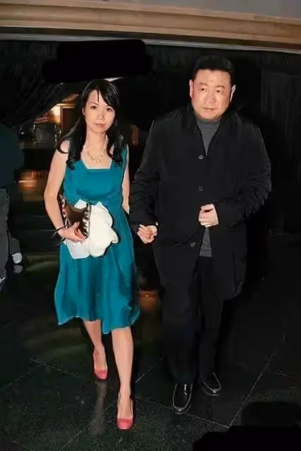 李嘉欣迎社死瞬間？耍夠心機才嫁給許晉亨，劉鑾雄發布會信息量大