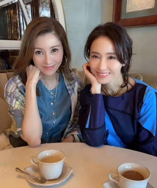 李嘉欣迎社死瞬間？耍夠心機才嫁給許晉亨，劉鑾雄發布會信息量大