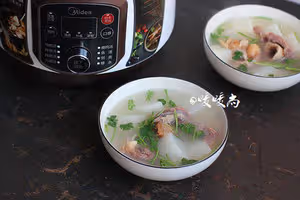 滋補禦寒白蘿蔔羊骨湯