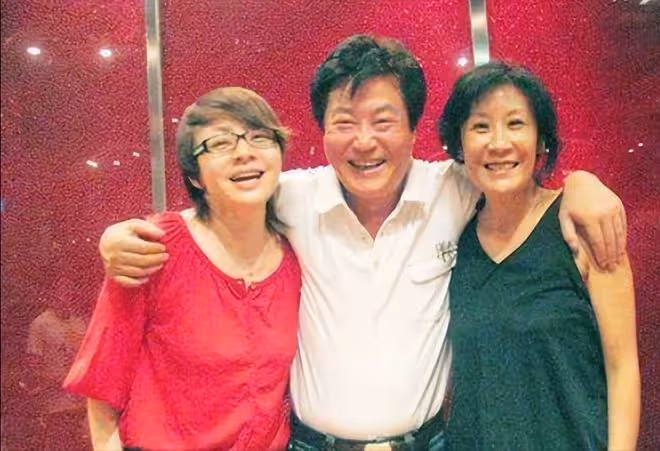年輕時出國享受，晚年回國養老，這5位明星的如意算盤打得真好