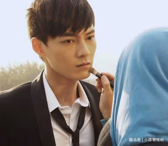 張雨綺看男人眼光不行？娜扎才是吸渣體，4次戀愛3次被曝親密照