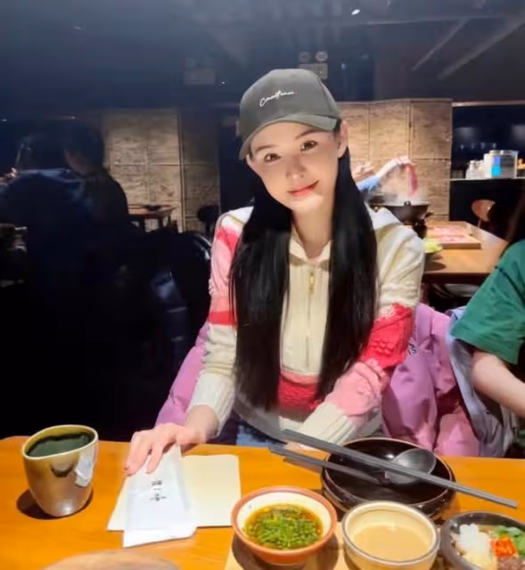 汪小菲張穎穎逛平價服裝店，買情侶外套，汪小菲曾穿破毛衣好節儉