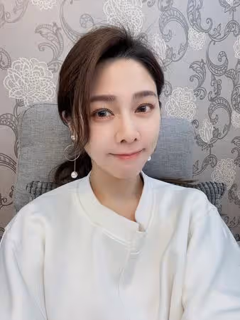 小甜甜遭家暴!報警被阻止,做完筆錄後秒被載回家禱告:是妳不原諒