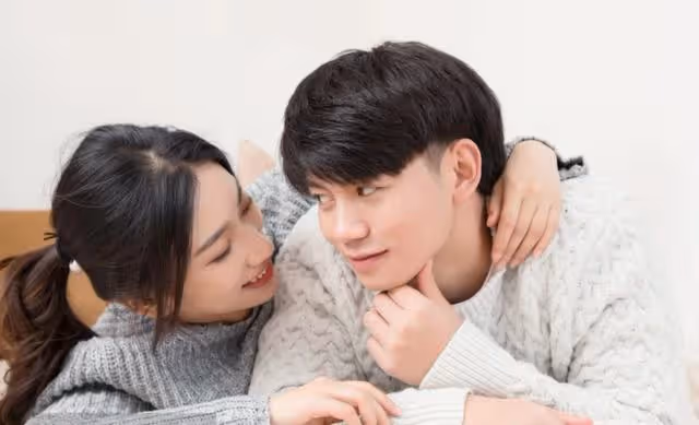 妻子每次去娘家,回來都不和我說話,我偷偷跟去卻熱淚滿眶