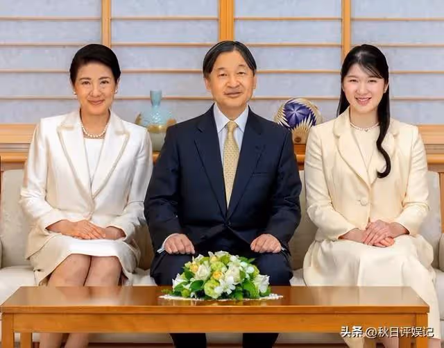 女王養成記：新年慶愛子公主氣質絕佳，貌美佳子公主被碾壓像跟班