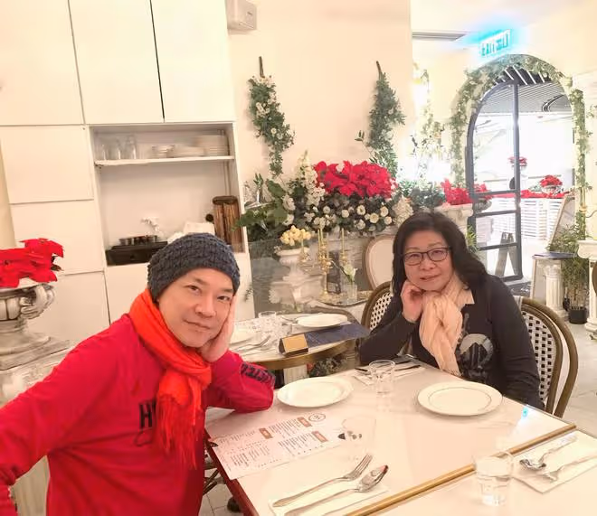 寶詠琴前男友還俗後罕露面!2度抗癌成功精神好,開心慶63歲生日
