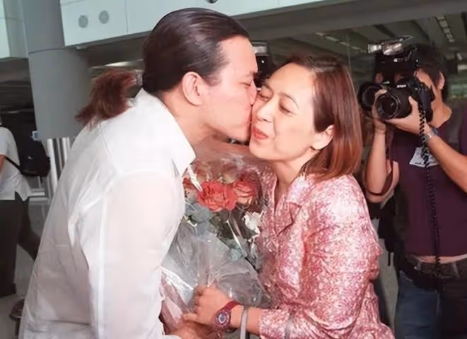 寶詠琴前男友還俗後罕露面!2度抗癌成功精神好,開心慶63歲生日