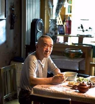 國家一級演員李保田,曾因太正直被封殺,如今無戲可拍過成這樣