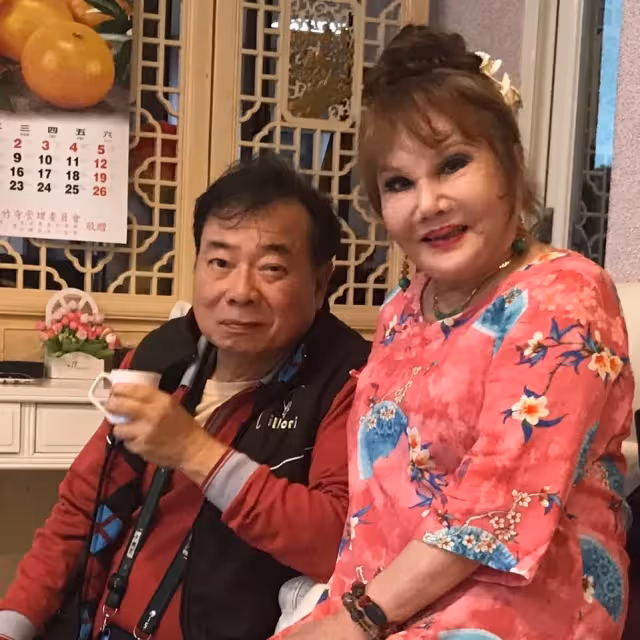 睽違40年重新合體！資深男星「二度中風消失3年」與老搭檔重現歌廳秀　「默契不輸當年」驚人近況曝光