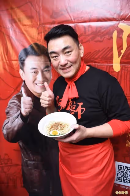欠下2億鉅債！56歲本土劇男星「破產賠光身家」暴瘦30公斤「10年拚命還債」新年喊話：明年要更拚
