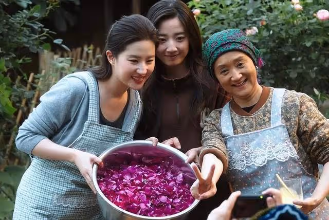 李現覺得吳倩很適合演陳南星,直接打電話給她,吳倩回復笑翻全場