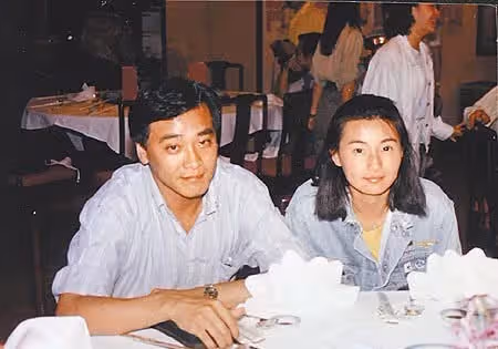 和梁朝偉情纏20年!一代女神「嫁外國人3年就離婚」 如今58歲「暴瘦住貧民區」與狗狗相伴