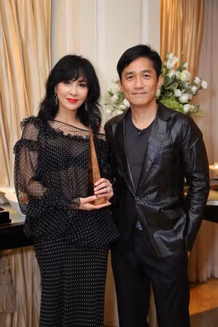 和梁朝偉情纏20年!一代女神「嫁外國人3年就離婚」 如今58歲「暴瘦住貧民區」與狗狗相伴