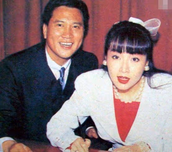 她曾是台灣當紅女星,兩度失婚被稱作萬梓良前妻,今64歲再度出鏡,優雅從容,終於找到自我