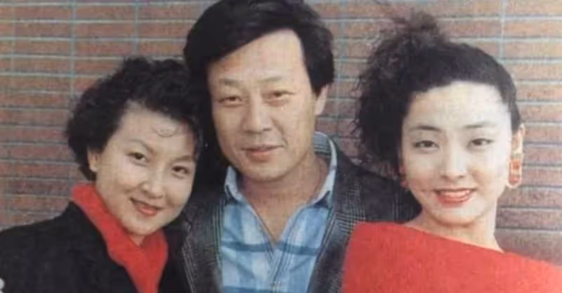一妻一妾住樓上樓下，兩人共處36年都在隱忍，68歲寇世勛仍奔波賺錢，哀嘆：來世不再娶倆老婆