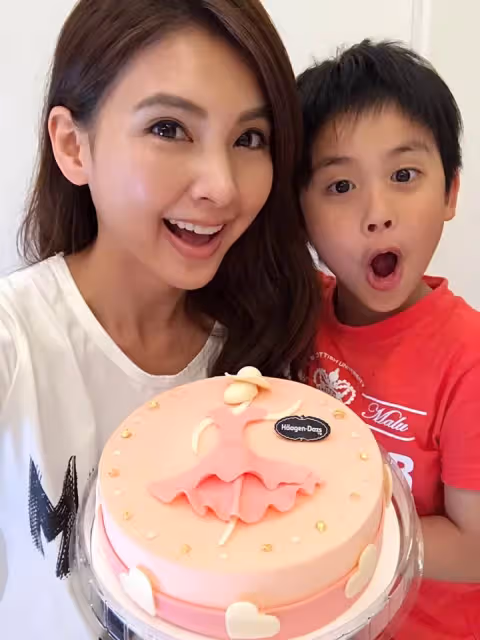 撇簽豪門密約！韋汝當單親媽「不用靠孩子的富爸」　身家驚人「通告可以隨便退」：自己就能養全家