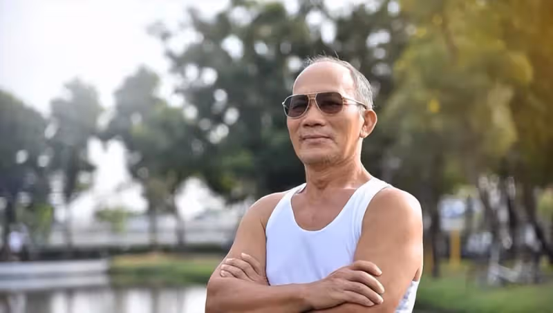 不想麻煩子女！65歲阿姨「再婚找依靠」　3個月後「深夜逃離」老伴家：一切都是騙局