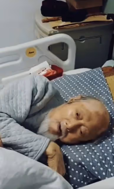 《大花轎》演唱者火風透露母親去世，插管搶救數天卻沒躲過這一劫