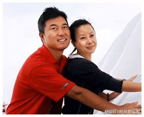 孫楠：「偷摸」娶2婚2離的女人，甘當後爸，事業一落千