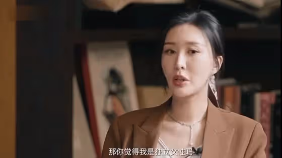 她是《甄嬛傳》里最不起眼的女人，卻逆襲成總裁夫人！她憑什麼？