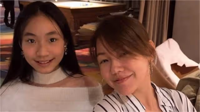 稱「英文是母語」所以講得最好　小S二女兒被中國網民罵翻