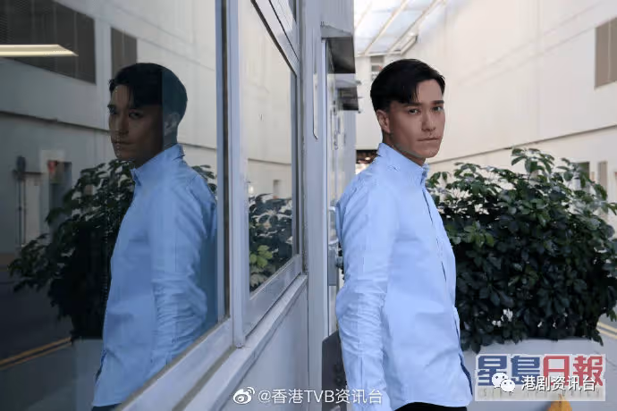 朱敏瀚得黎耀祥教路狂看書提升演技!多謝公司欣賞不抗拒除衫拍戲