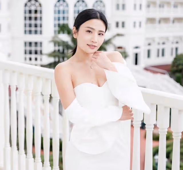 知名港星吐槽老公不給零花錢!被曝婚後不檢點,頻繁出席富豪飯局