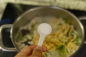 營養又健康的萵苣磨菇湯～