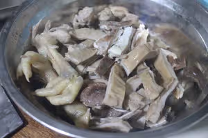 秋冬滋補硬菜【豬肚煲雞】