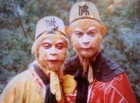 還記得《魔幻手機》中的孫悟空嗎？如今卸妝戴墨鏡，帥到不敢認！