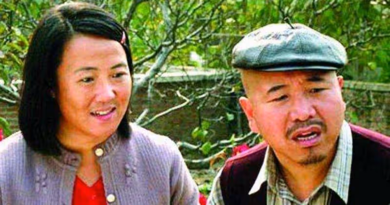 原創趙本山唯一女徒弟，嫁入豪門身價過億，今52歲美若少女！