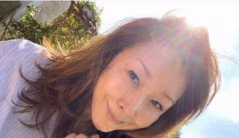 曾是樂壇四大天后之一，男友一個比一個慘，婚後退出歌壇相夫教子