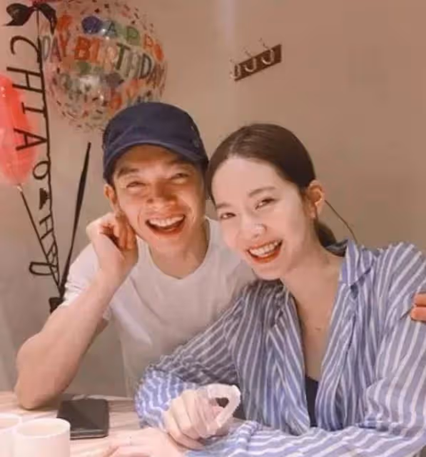 曾之喬身材凹凸有致，大秀s曲線，長發飄飄女人味十足