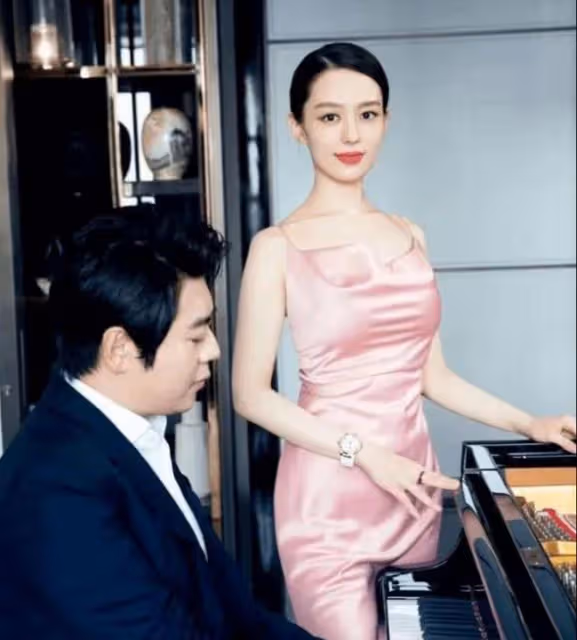 人設崩塌？郎朗兩口子275萬代言「一日游」，浪莎：合同發生變更