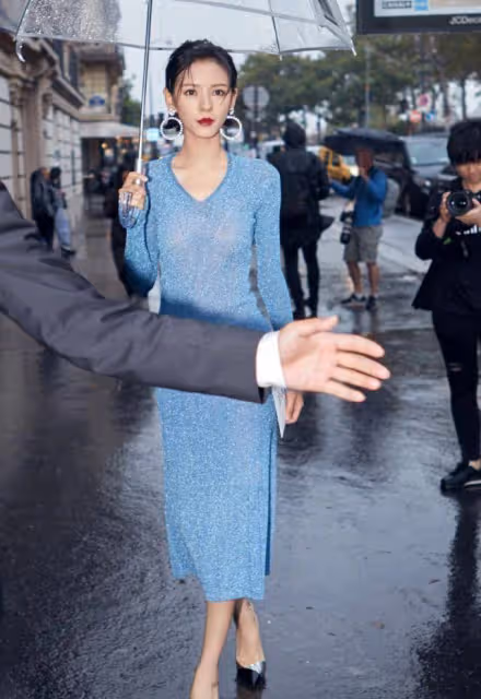 難怪王思聰都曾被她「迷倒」，當她穿旗袍現身國外，全場都被驚艷