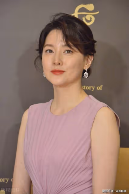 韓國多位50代女星齊回歸 金喜愛李英愛出演新劇 中年仍能全面開花