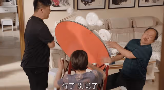 《鄉村愛情15》：謝騰飛親奶奶來要人，謝廣坤100萬賣孫惹眾怒