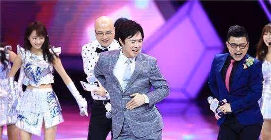 同為60歲，馮小剛梁家輝盡顯老態，而他們幾個似乎永遠是不老容顏