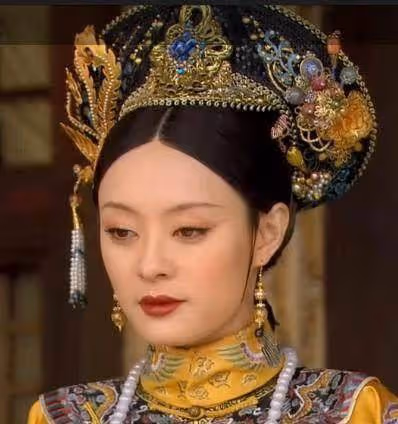 甄嬛傳：當上太后又如何，這件首飾暴露出甄嬛始終沒放下皇上