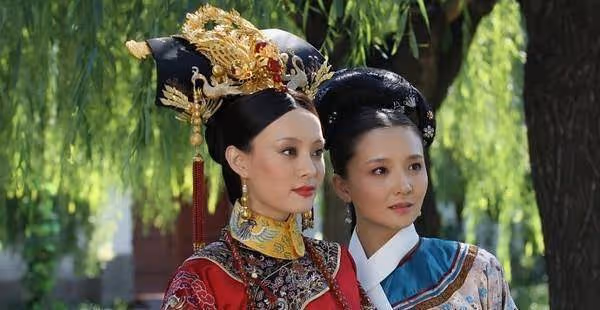 最像純元的其實不是甄嬛，也不是玉嬈，而是她，僅出場2次的女人