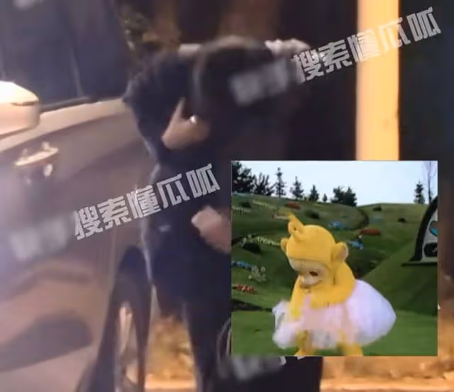陳凱歌大兒子回國罕露面，54歲陳紅與幼子街頭擁抱，黃曉明顯紳士