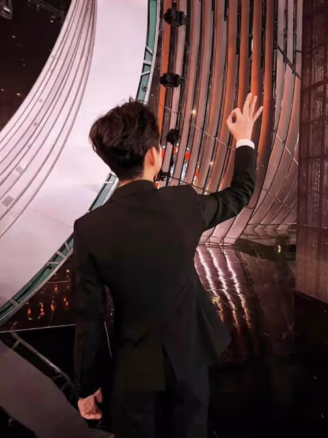 不到一個月有6位明星父母去世：火風母親得新冠，葛優痛失慈母