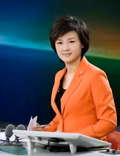 前央視女主持人李小萌否認家暴傳聞，稱陽康後撞牆，記憶直接斷片