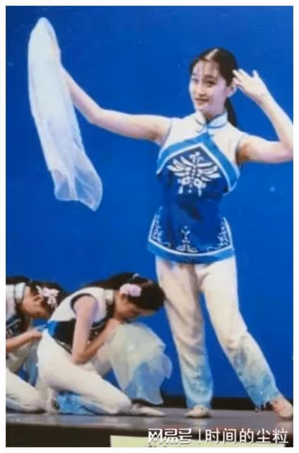 李小冉為鄢頗流產2次慘被拋棄，男閨蜜為她的「瘋狂人生」買了單