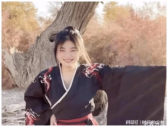 噶羊少女的故事,真相幾許?人設翻車究竟為哪般?
