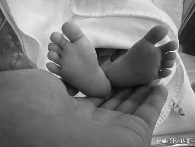 玄彬親曝兒子神似兩人混合板,意外發現玄彬孫藝珍從小就有夫妻臉